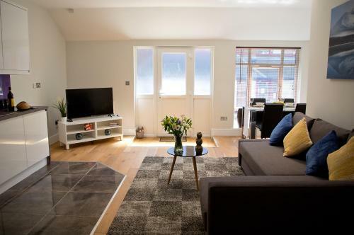 Wolverton Suite - Basingstoke Central Apartment