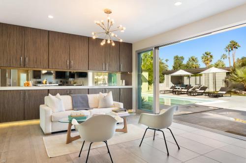 Modern Palms
