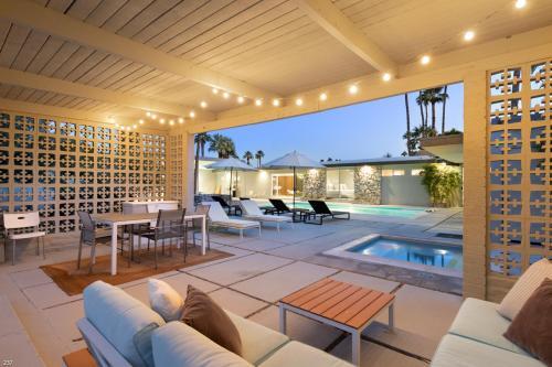 Modern Palms