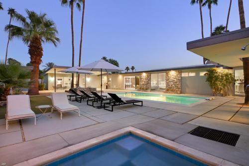 Modern Palms
