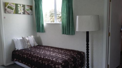Kowhai Cottage