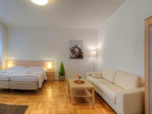 Hotel & Restaurant U Nedb�lk?