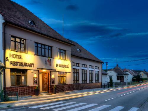 Hotel & Restaurant U Nedb�lk?