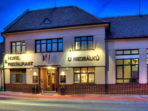Hotel & Restaurant U Nedb�lk?