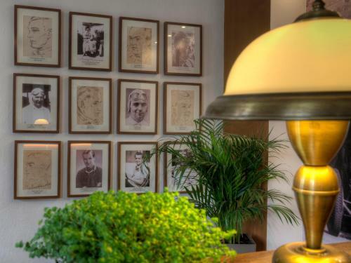 Hotel & Restaurant U Nedb�lk?