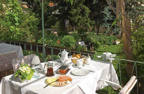 Hotel Pension Mayrhofer