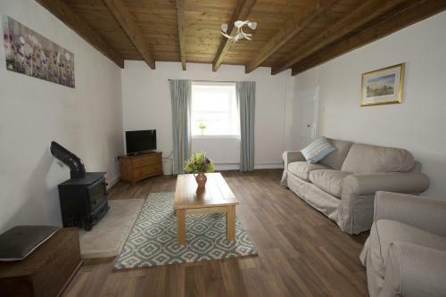 Agroturismo Cottage And Barn, Shortflatt Farm