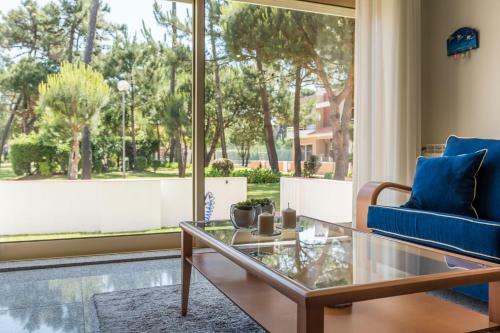 Guestready - Parrot In The Lilies Free Parking