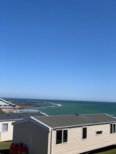 Bliss Beach Hut Breathtaking Views-brand New