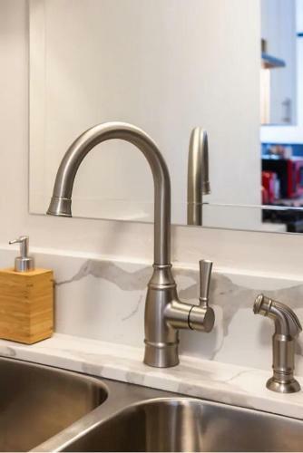 Apartamento Luxury Studio-few Steps To Beach, Near Seaworld!