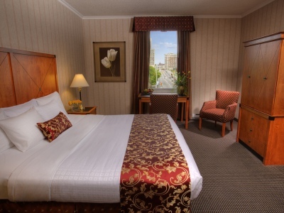 Lord Elgin Hotel