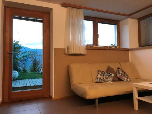 Bed & Breakfast Haus Lasaun