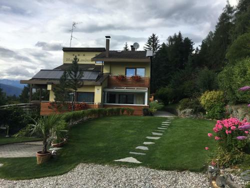 Bed & Breakfast Haus Lasaun
