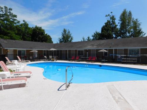 Emerald Isle Motel - Hampton