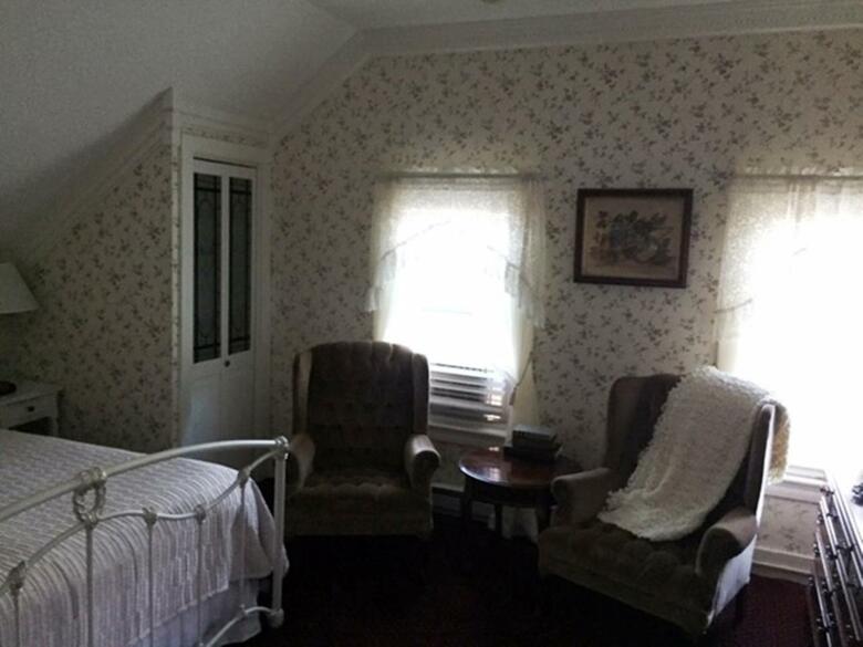 The Victoria Inn Bed & Breakfast And Pavilion