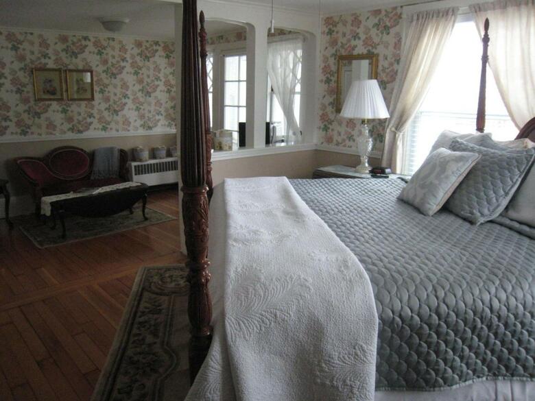 The Victoria Inn Bed & Breakfast And Pavilion