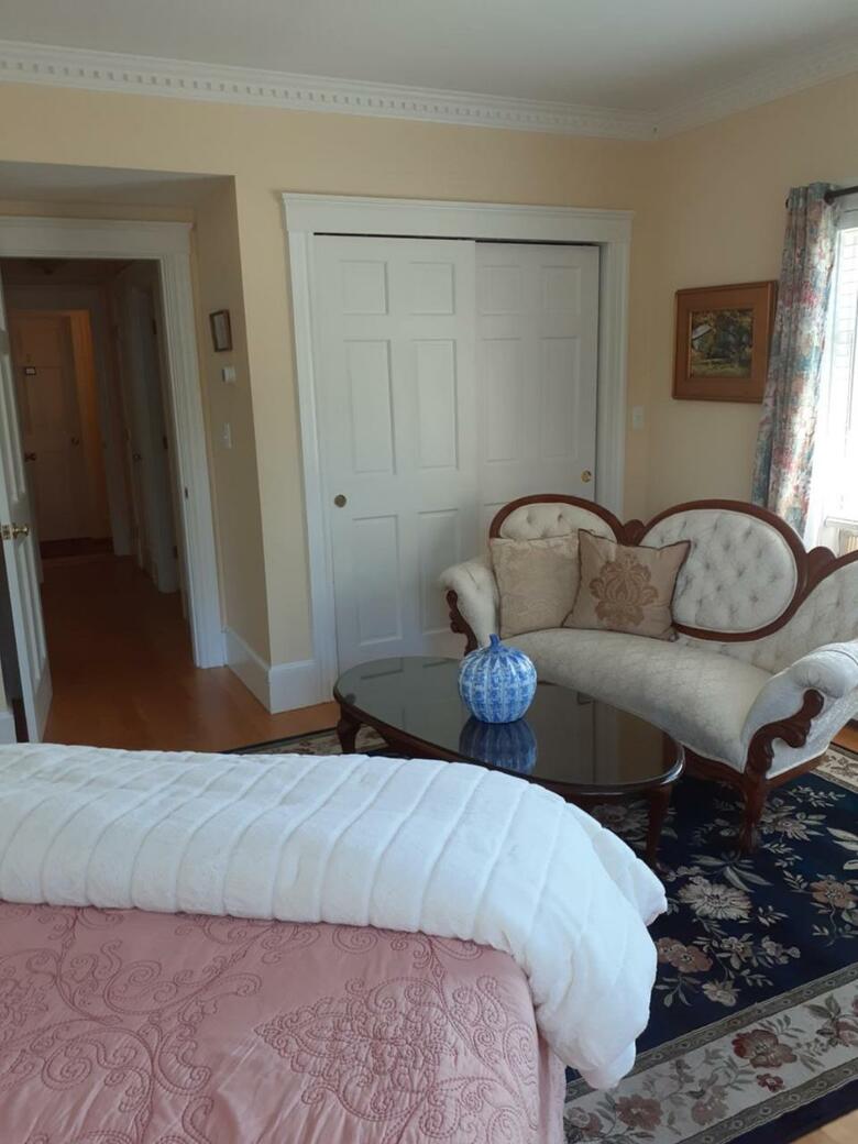 The Victoria Inn Bed & Breakfast And Pavilion