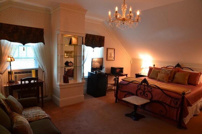 The Victoria Inn Bed & Breakfast And Pavilion