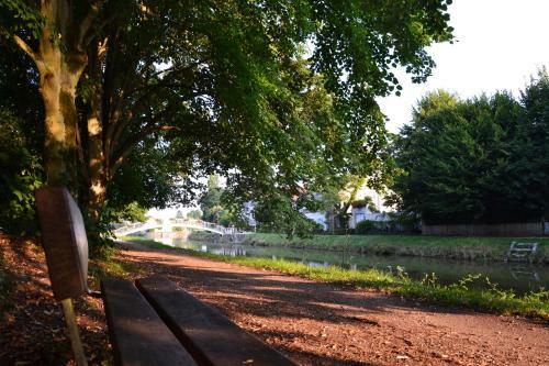 A La Passerelle