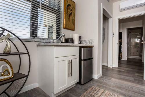 Apartamento 2 Bedroom, 2 Bathroom Detached Apt Max 7 Sleepers