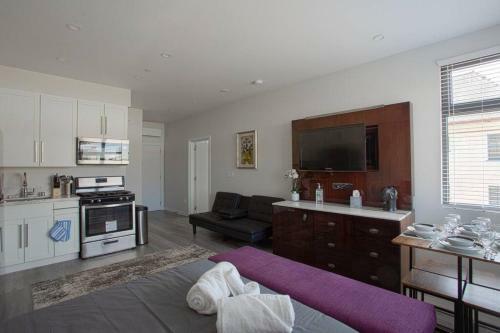 Apartamento 2 Bedroom, 2 Bathroom Detached Apt Max 7 Sleepers