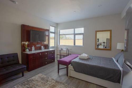 Apartamento 2 Bedroom, 2 Bathroom Detached Apt Max 7 Sleepers