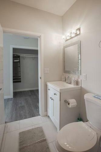Apartamento 2 Bedroom, 2 Bathroom Detached Apt Max 7 Sleepers