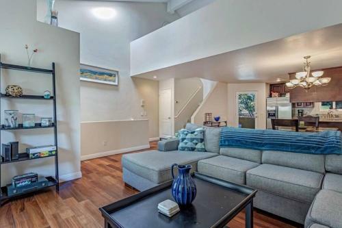 3br 1 Minute Walk To The Bay Free Parking