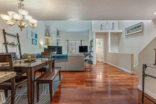 3br 1 Minute Walk To The Bay Free Parking