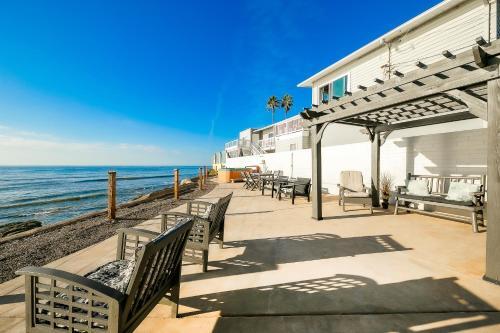 Sunset Cliffs Escape #2