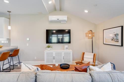 Bayside Cove Retreat