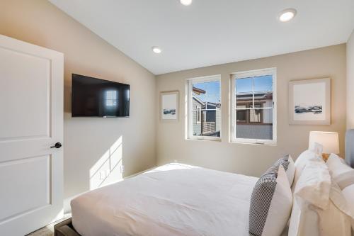 Bayside Cove Retreat