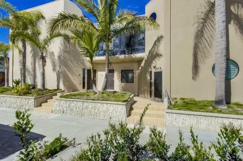 Venice Retreat