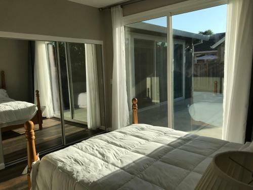 Newly Decorated 3bd, 2ba, Perfect For Families!