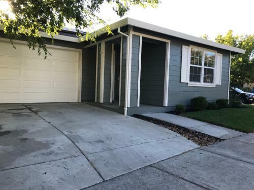Newly Decorated 3bd, 2ba, Perfect For Families!