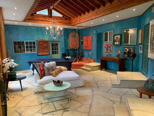 The Cozy Getaway