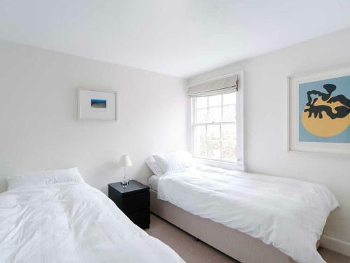 The Art Apartment