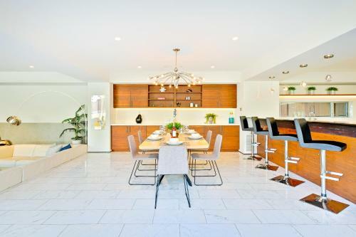 Solana Modern Paradise