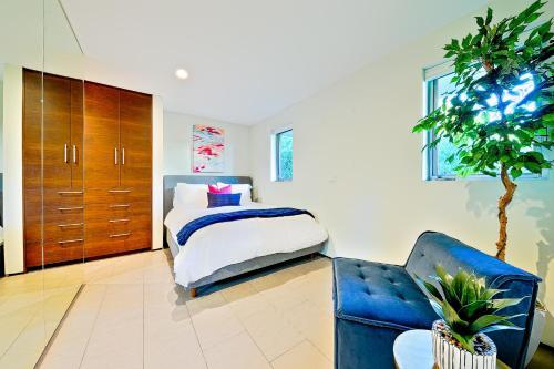 Solana Modern Paradise