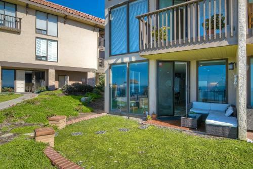 Apartamento Oceanfront Condo, Hot Tub, Heated Pool, Beach Access, Beach Gear