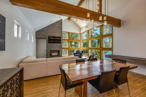 Silvertip Hideaway