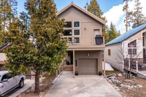 Silvertip Hideaway