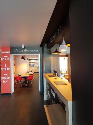 Hotel Balladins Montpellier Perols Parc Des Expositions