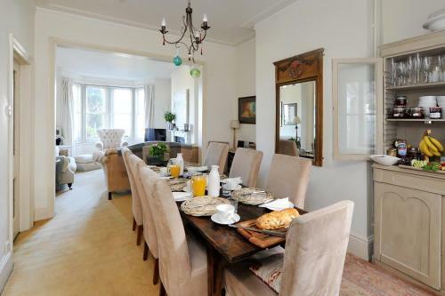 Abbey Rise Bed And Breakfast