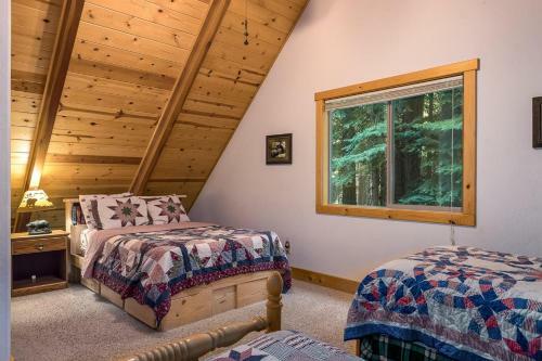 The Lazy Bear Lodge