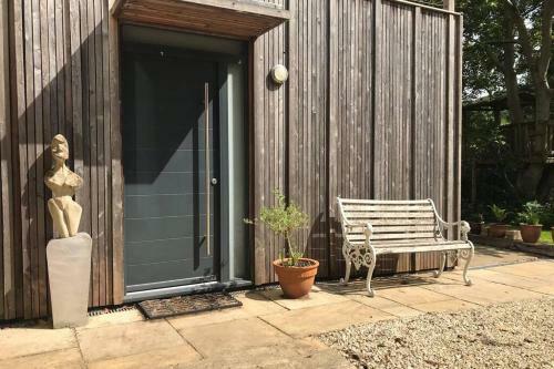 Apartamento Garden Hideaway, Self-contained, Edge Of Bath