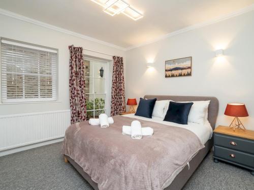 Pass The Keys Stunning 2 Bed Home With On Premises Parking