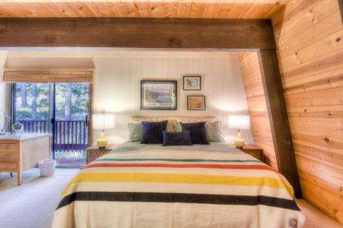Dollar Point Lookout Cabin Cabin