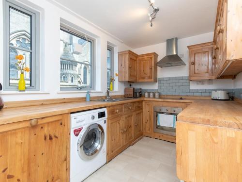 Pass The Keys Bright Modern One Bed Apartment - Bath City Centre