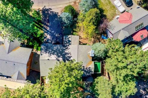 3 Bedroom 2 Bath South Lake Tahoe Home